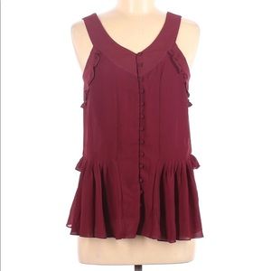 Romeo & Juliet Couture sleeveless blouse size M